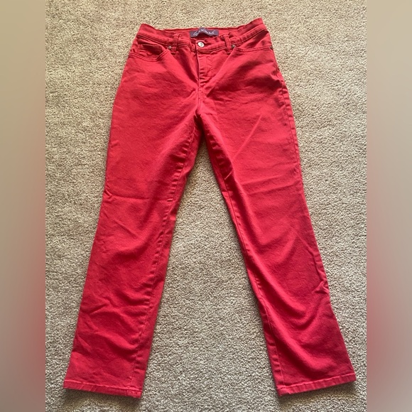 2 -Gloria Vanderbilt Jeans! - Picture 5 of 9